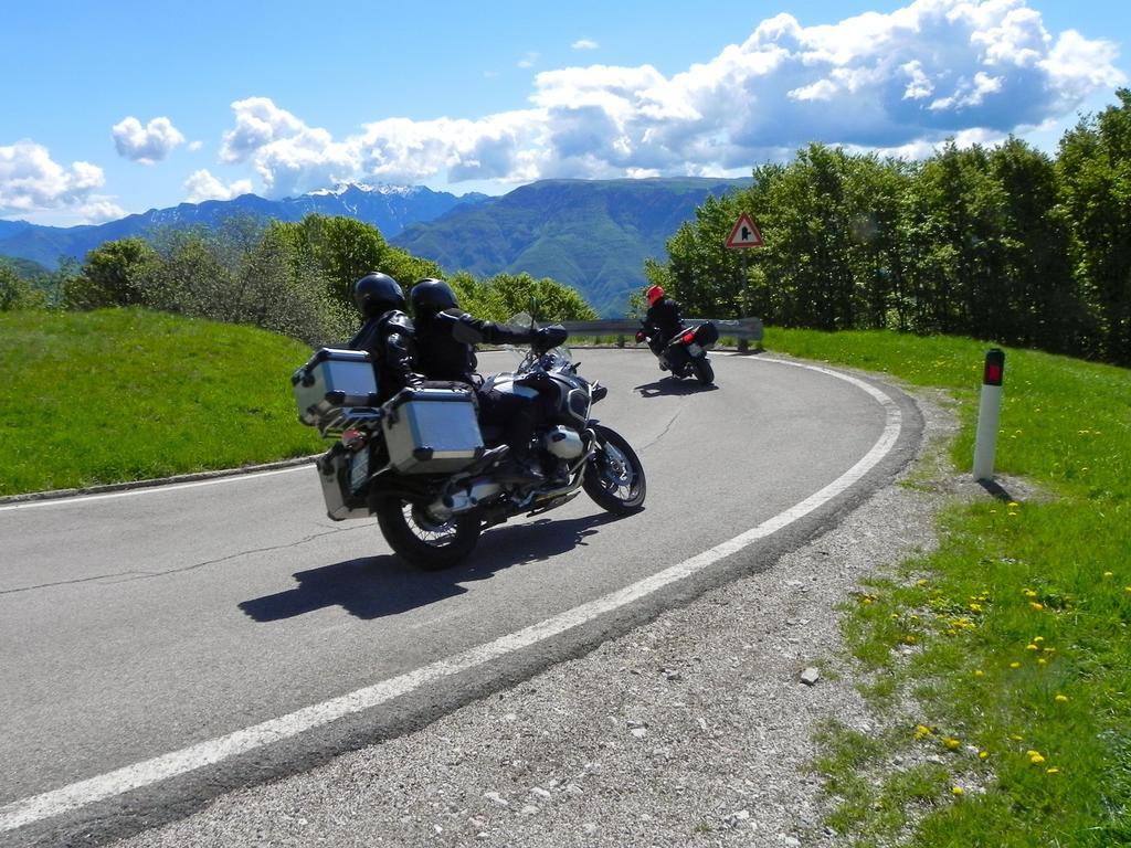 Rifugio Monte Baldo Hotel Avio Eksteriør billede
