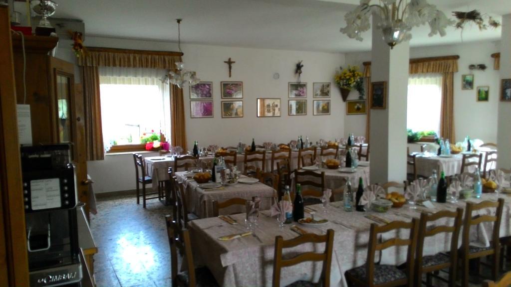 Rifugio Monte Baldo Hotel Avio Værelse billede