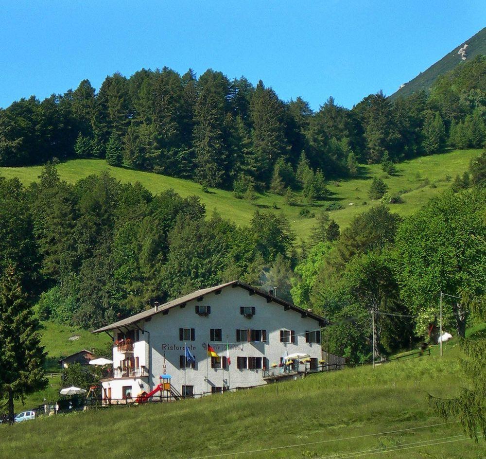 Rifugio Monte Baldo Hotel Avio Eksteriør billede