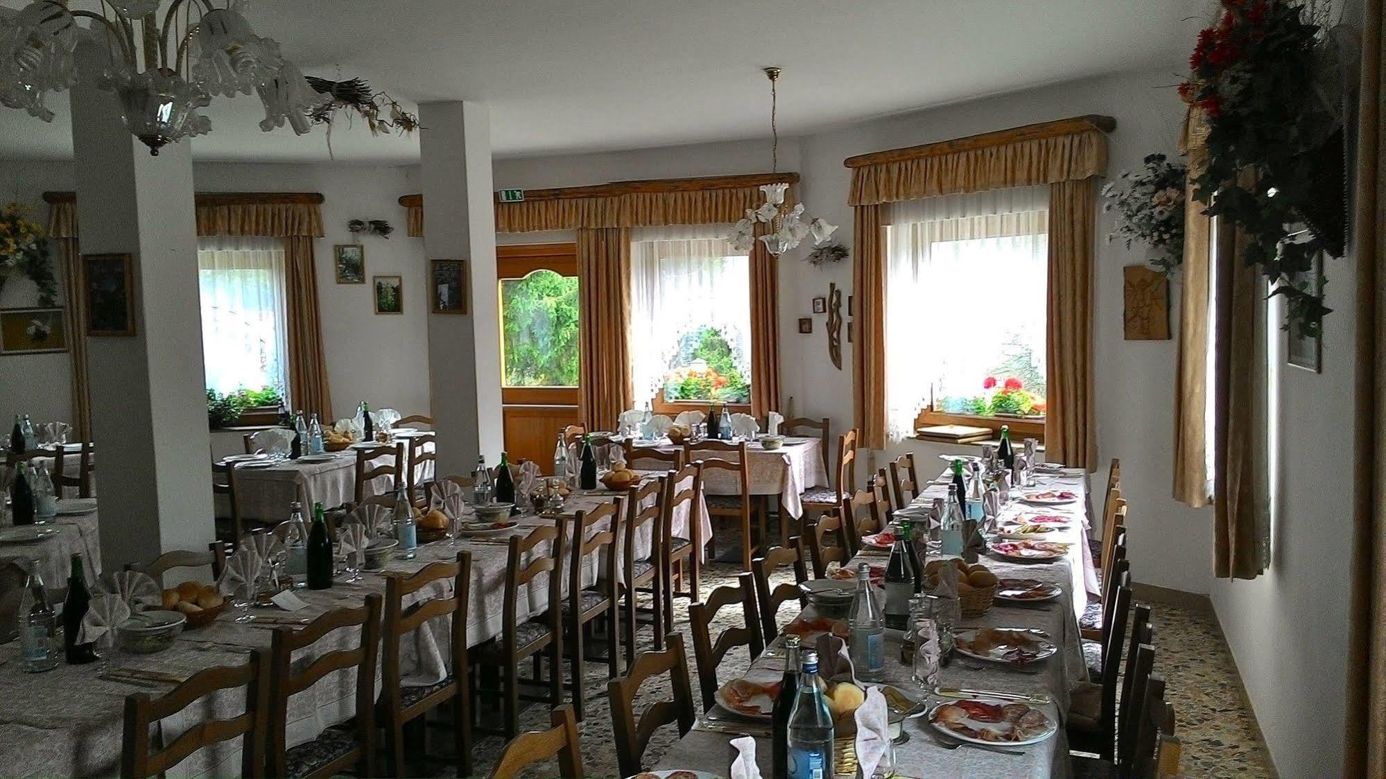 Rifugio Monte Baldo Hotel Avio Eksteriør billede