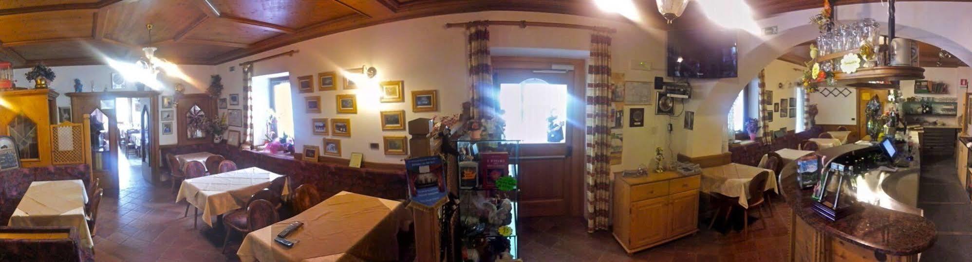 Rifugio Monte Baldo Hotel Avio Eksteriør billede