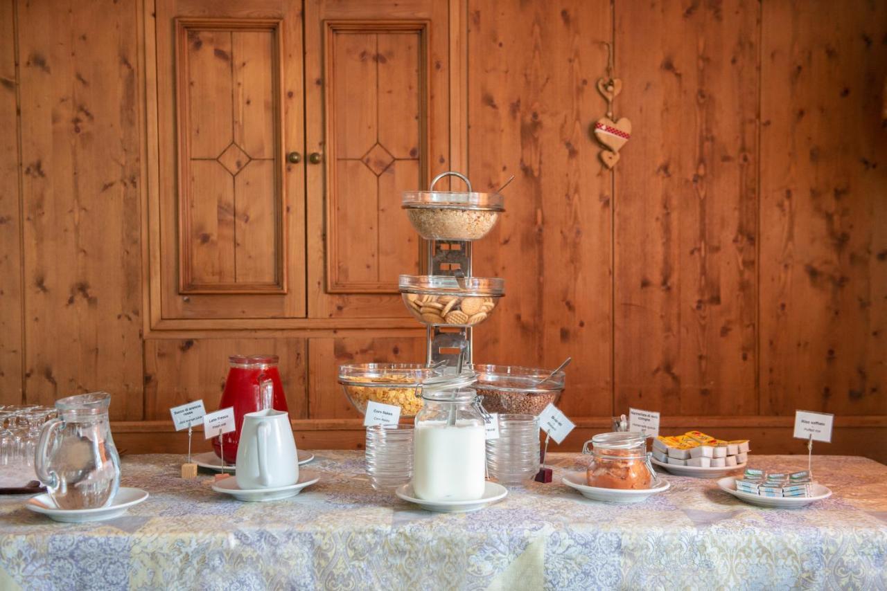 Rifugio Monte Baldo Hotel Avio Eksteriør billede